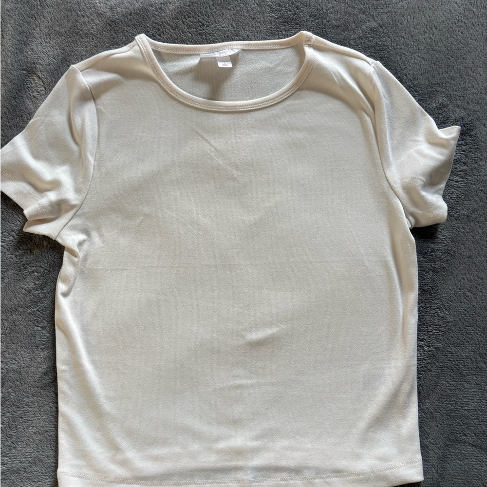 Colsie Cream Casual Top